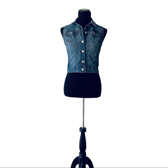 Mossimo Cropped Jean Jacket Size Small - Picture 3 of 9